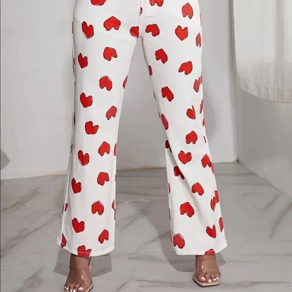 Heart Patterned Jeans - Picture 3 of 6